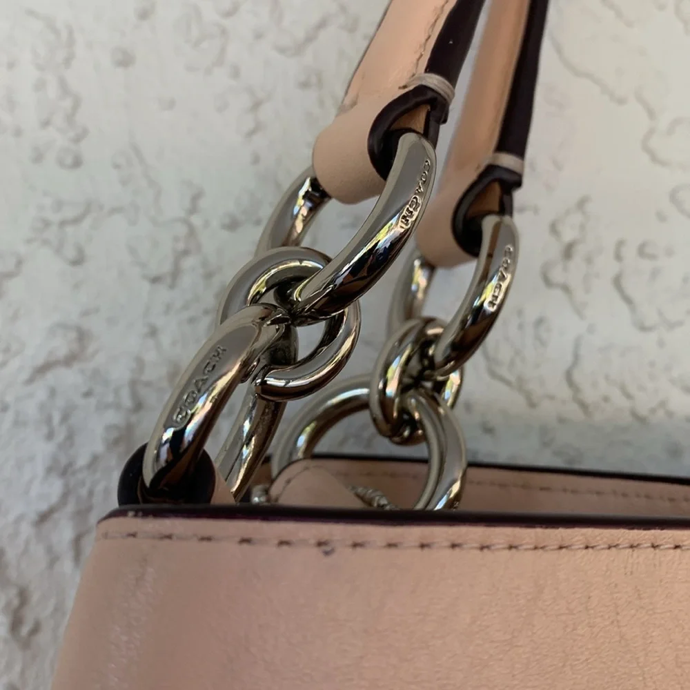 Coach signature satchel bag